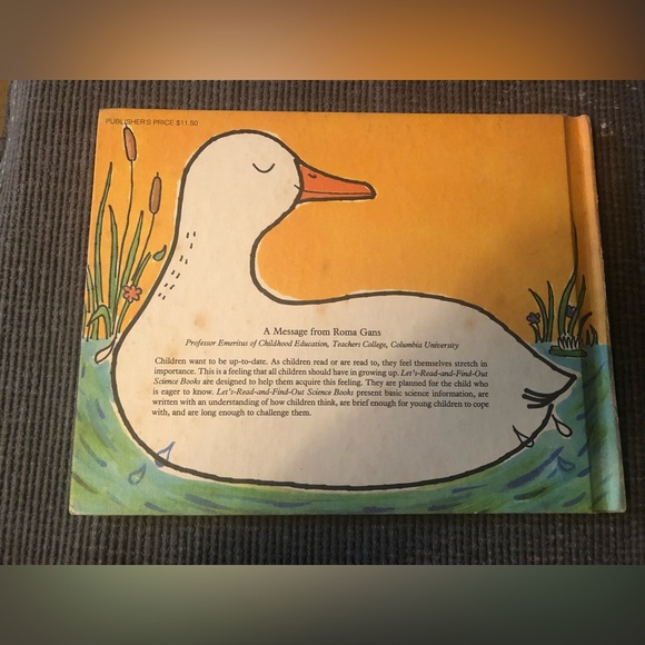 VINTAGE-Ducks don’t get wet by Augusta Goldin. Illustrated by Leonard Kessler. - Picture 2 of 8